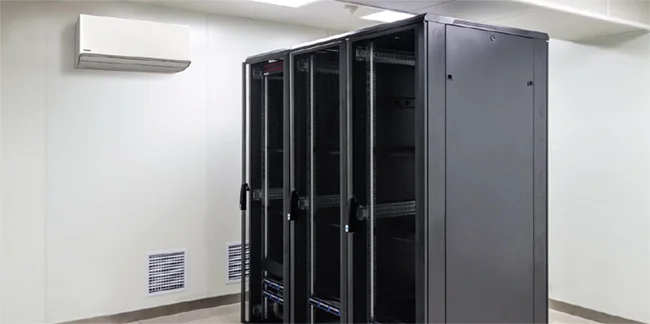 Кондиціонер Panasonic в серверній Кондиціонер Panasonic в серверній фото 1